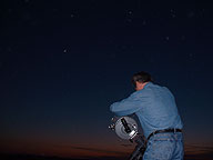 Jacques pointe le tlescope sur le croissant de Lune
